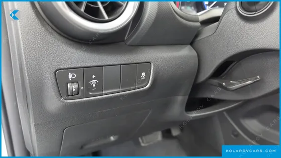 HYUNDAI KONA GASOLINE 2.0 2WD
