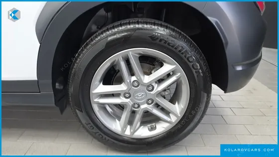 HYUNDAI KONA GASOLINE 2.0 2WD