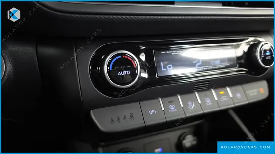 HYUNDAI KONA GASOLINE 2.0 2WD