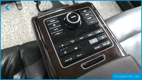 HYUNDAI EQUUS VS380