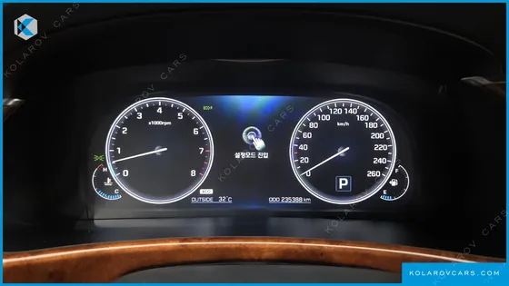 HYUNDAI EQUUS VS500