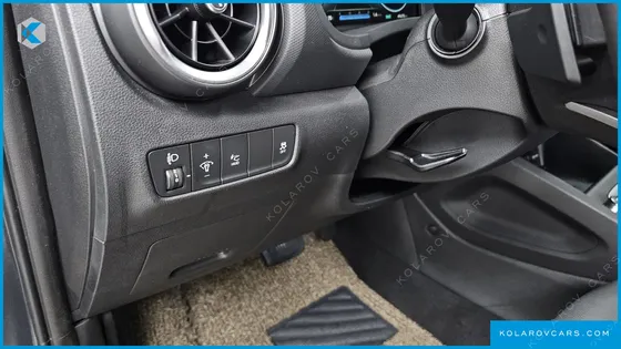HYUNDAI KONA GASOLINE 2.0 2WD