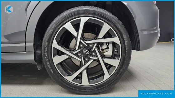 HYUNDAI KONA GASOLINE 2.0 2WD