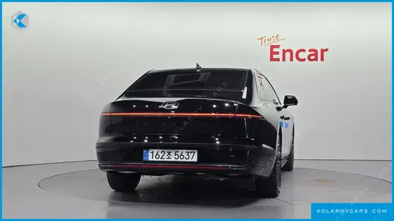 HYUNDAI GRANDEUR CALLIGRAPHY
