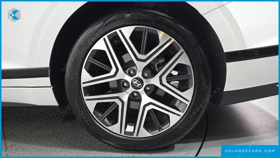 HYUNDAI GRANDEUR EXCLUSIVE