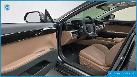 HYUNDAI GRANDEUR PREMIUM