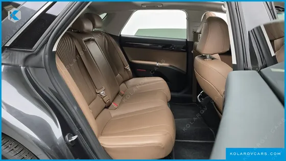 HYUNDAI GRANDEUR PREMIUM