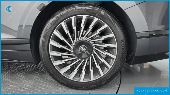 HYUNDAI GRANDEUR CALLIGRAPHY