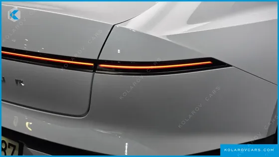 HYUNDAI GRANDEUR PREMIUM