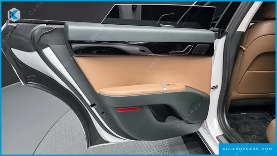HYUNDAI GRANDEUR PREMIUM