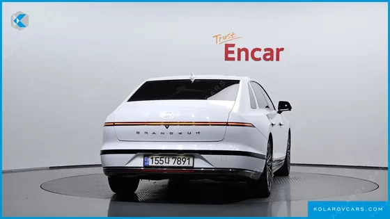 HYUNDAI GRANDEUR CALLIGRAPHY