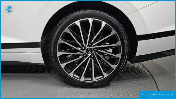 HYUNDAI GRANDEUR CALLIGRAPHY