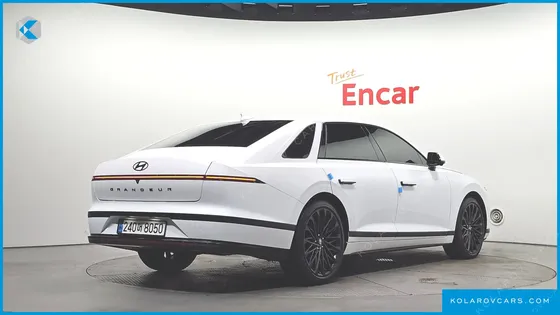 HYUNDAI GRANDEUR CALLIGRAPHY
