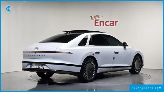 HYUNDAI GRANDEUR CALLIGRAPHY