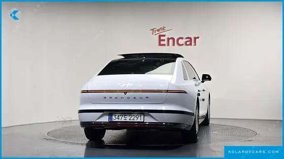 HYUNDAI GRANDEUR CALLIGRAPHY