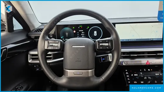HYUNDAI GRANDEUR PREMIUM