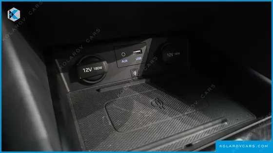 HYUNDAI IONIQ Q