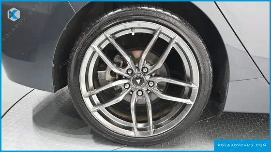 HYUNDAI IONIQ Q