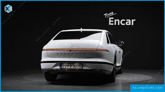 HYUNDAI GRANDEUR CALLIGRAPHY