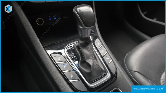 HYUNDAI IONIQ Q