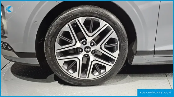 HYUNDAI GRANDEUR EXCLUSIVE