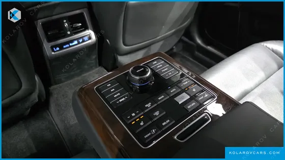 HYUNDAI EQUUS VS380