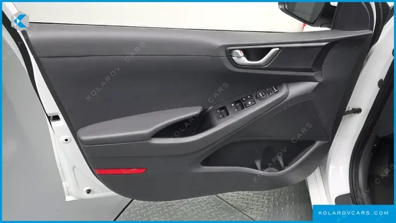 HYUNDAI IONIQ Q