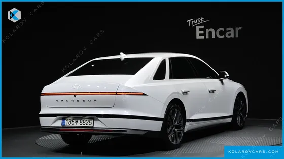 HYUNDAI GRANDEUR PREMIUM