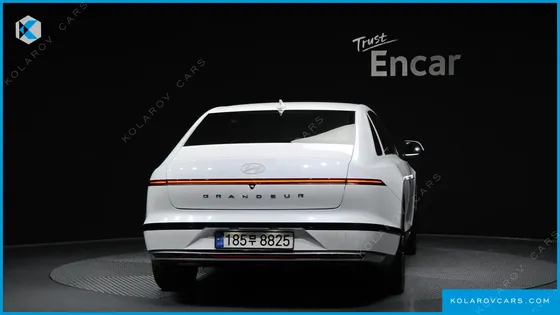 HYUNDAI GRANDEUR PREMIUM