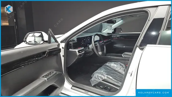 HYUNDAI GRANDEUR PREMIUM