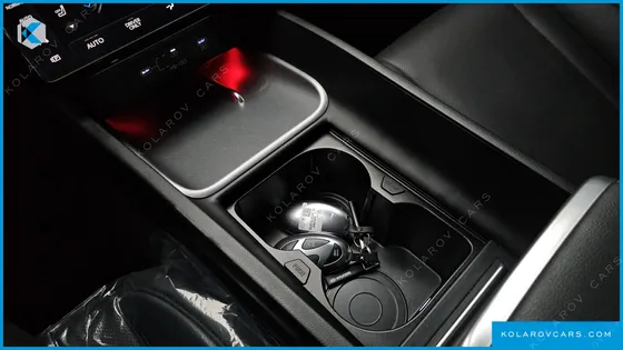 HYUNDAI GRANDEUR PREMIUM