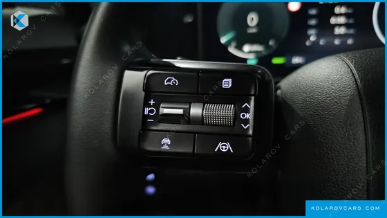 HYUNDAI GRANDEUR PREMIUM