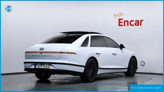 HYUNDAI GRANDEUR CALLIGRAPHY