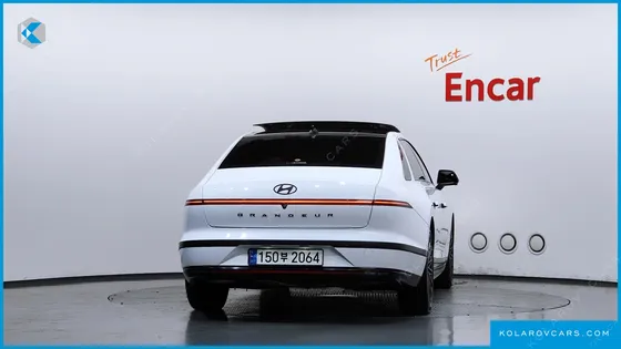 HYUNDAI GRANDEUR CALLIGRAPHY