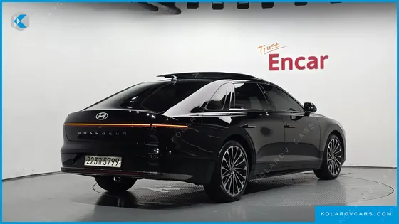 HYUNDAI GRANDEUR CALLIGRAPHY