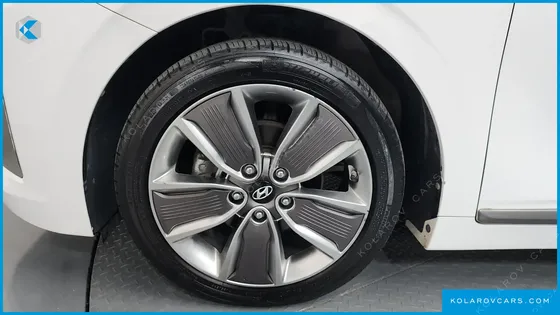 HYUNDAI IONIQ Q