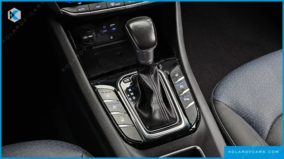 HYUNDAI IONIQ Q