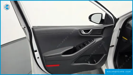 HYUNDAI IONIQ Q