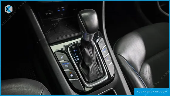 HYUNDAI IONIQ Q