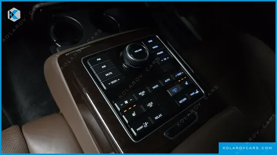 HYUNDAI EQUUS VS380