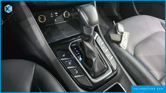 HYUNDAI IONIQ Q