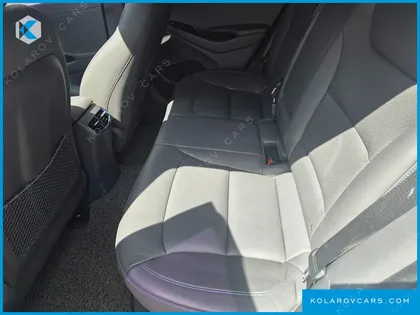 HYUNDAI IONIQ Q