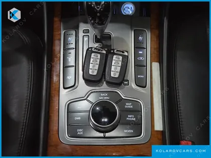 HYUNDAI EQUUS VS500