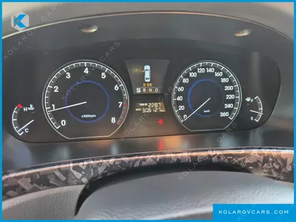 HYUNDAI EQUUS VL500
