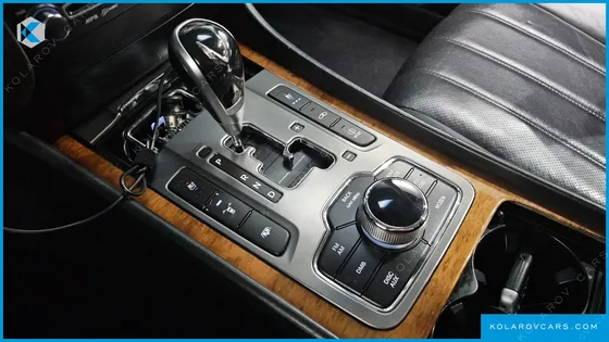HYUNDAI EQUUS VS460