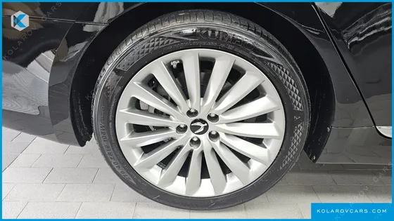 HYUNDAI EQUUS VS380