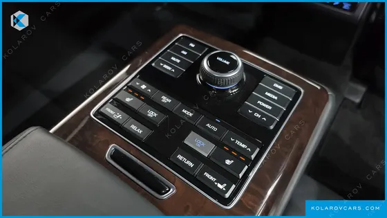HYUNDAI EQUUS VS380