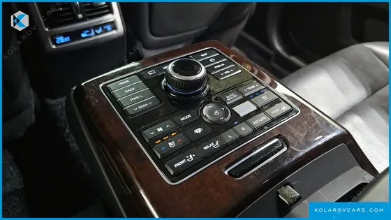 HYUNDAI EQUUS VS380