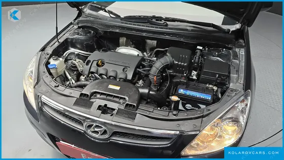 HYUNDAI I30 1.6 VVT TRENDY