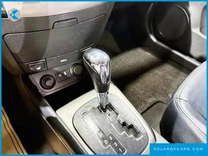 HYUNDAI I30 1.6 VVT LUXURY